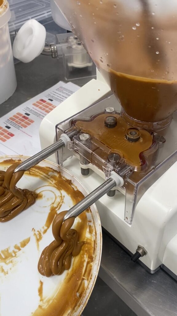 Depositor Solutions Beldos Mini Fill Volumetric Filler Dougnut Twin Shark Nose Injector Needle Biscoff